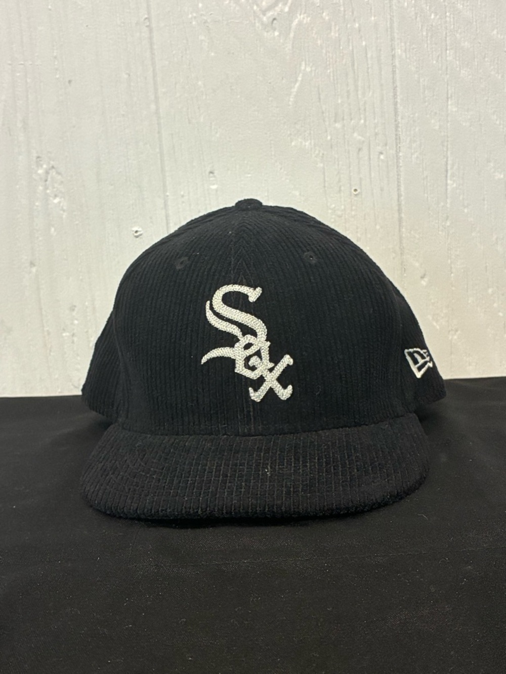 New Era 59FIFTY Chicago White Sox MLB Fitted Hat Black Corduroy Size 7 3/8